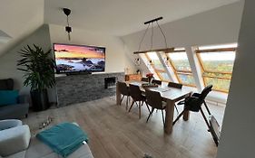 105 QM neues klimatisiertes Appartment für Familien