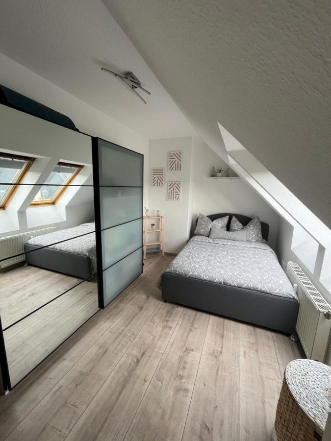 105 QM neues klimatisiertes Appartment für Familien Chemnitz Exterior foto