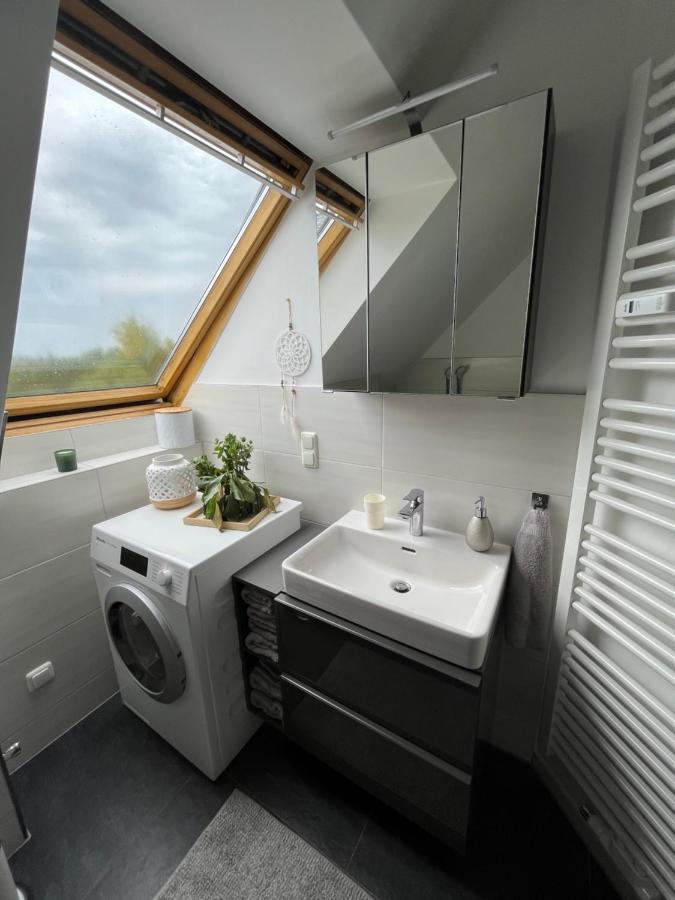 105 QM neues klimatisiertes Appartment für Familien Chemnitz Exterior foto